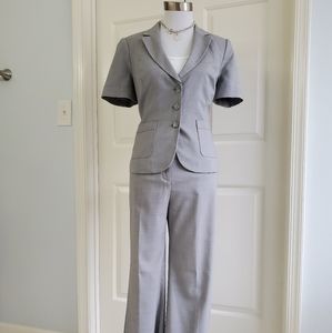 Limited jacket and pant suit